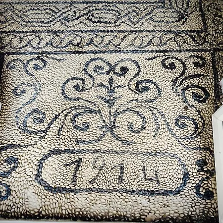 Дом отдыха Stam Luxury Traditional House