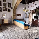 Vakantiehuis Stam Luxury Traditional House Koskinou (Rhodes)
