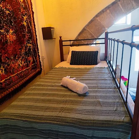 Stam Luxury Traditional House *